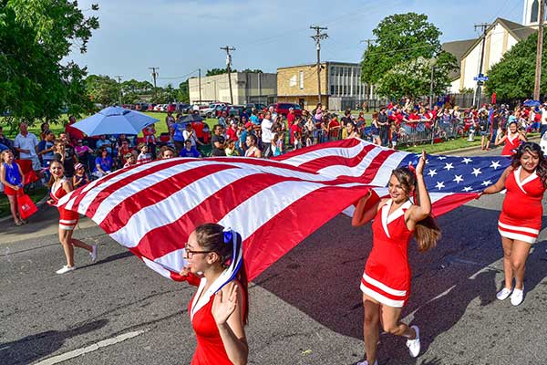 Irving Fourth of July Parade 2018 Volunteers Needed!